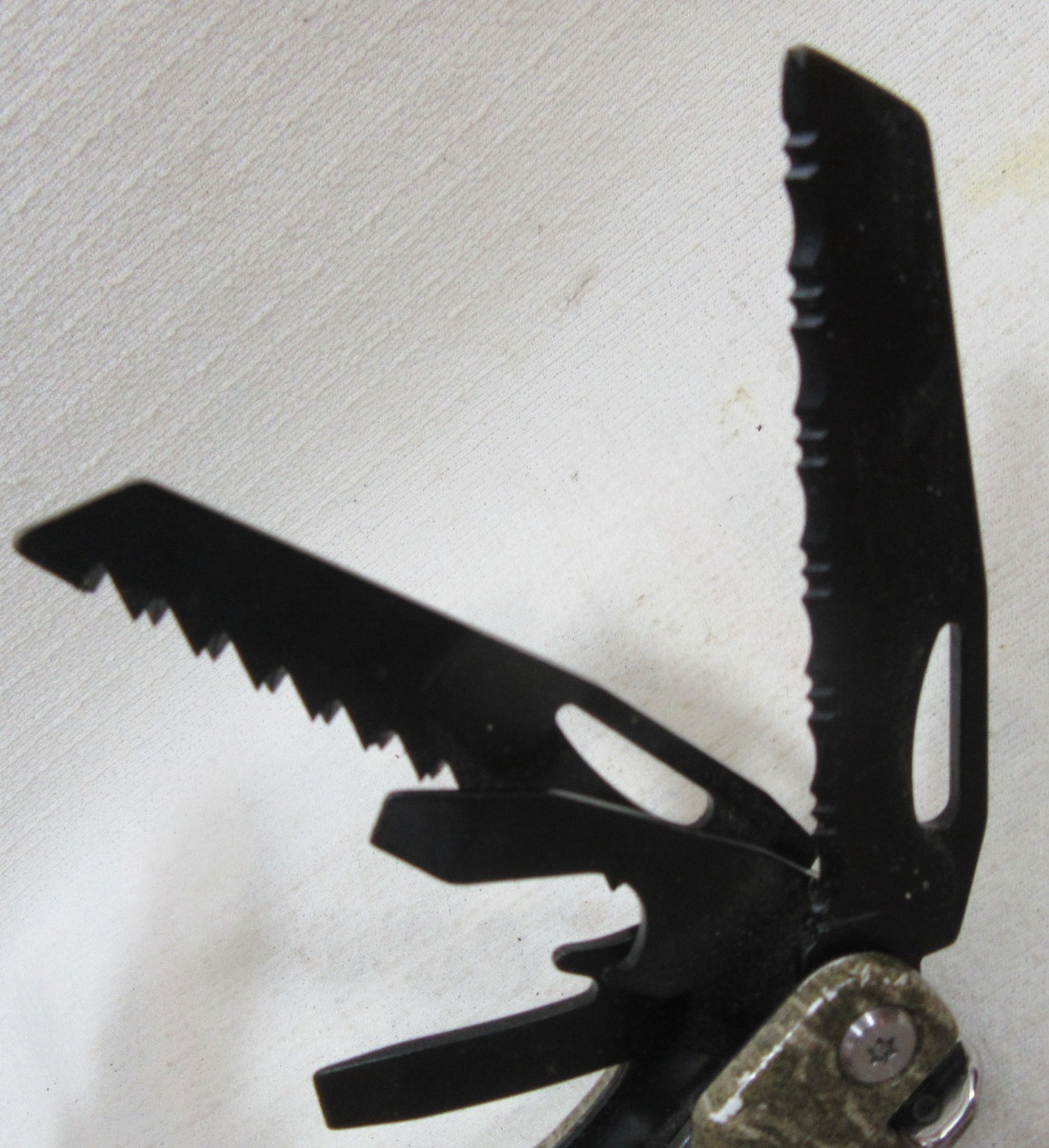 Mossy Oak 11 in 1 Multi-Tool Camo Pattern