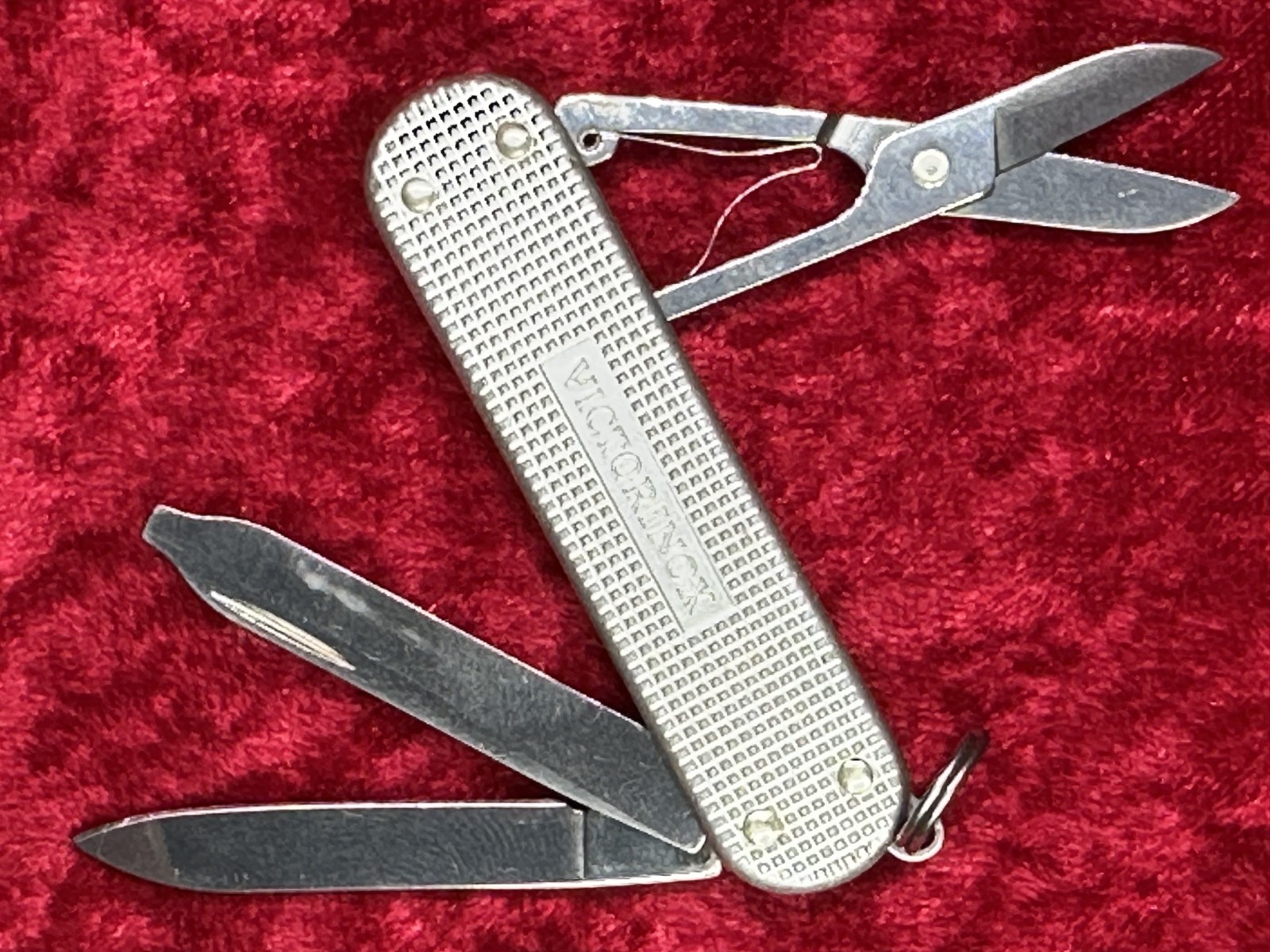 Victorinox Classic SD Silver Alox Swiss Army Knife 58mm 4 Tools KeyChain (503)