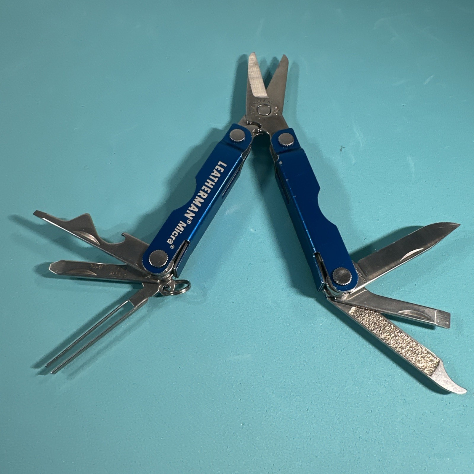 Leatherman Micra Multi-Tool, Knife, Scissors, Key Ring, Blue, USA Date 6/17