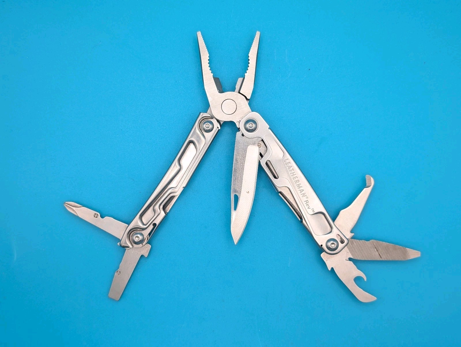 Leatherman Rev 3.8″ Multi-Tool, Stainless!