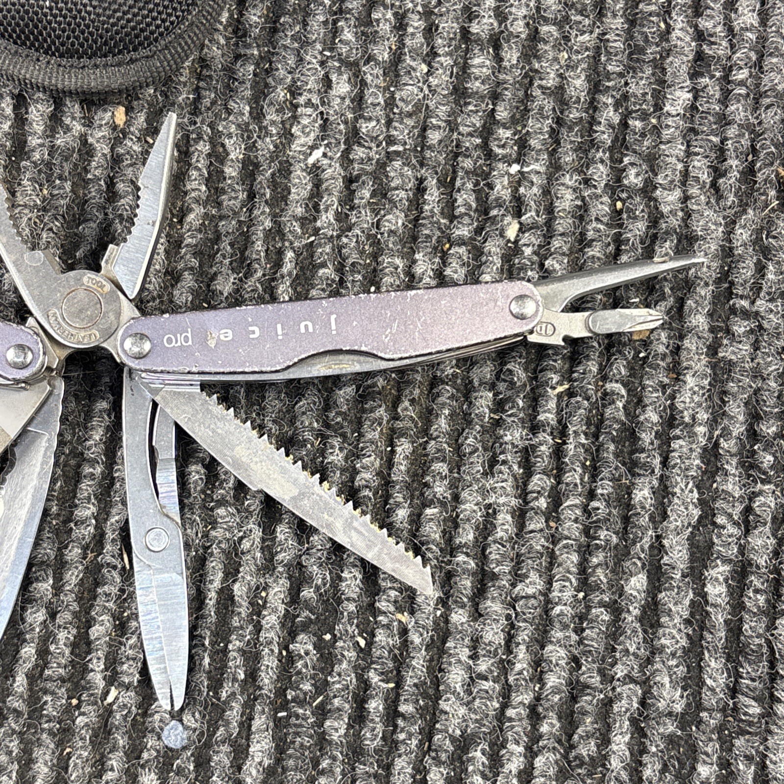 Leatherman Juice Pro Multi Tool W/ Sheath (189)