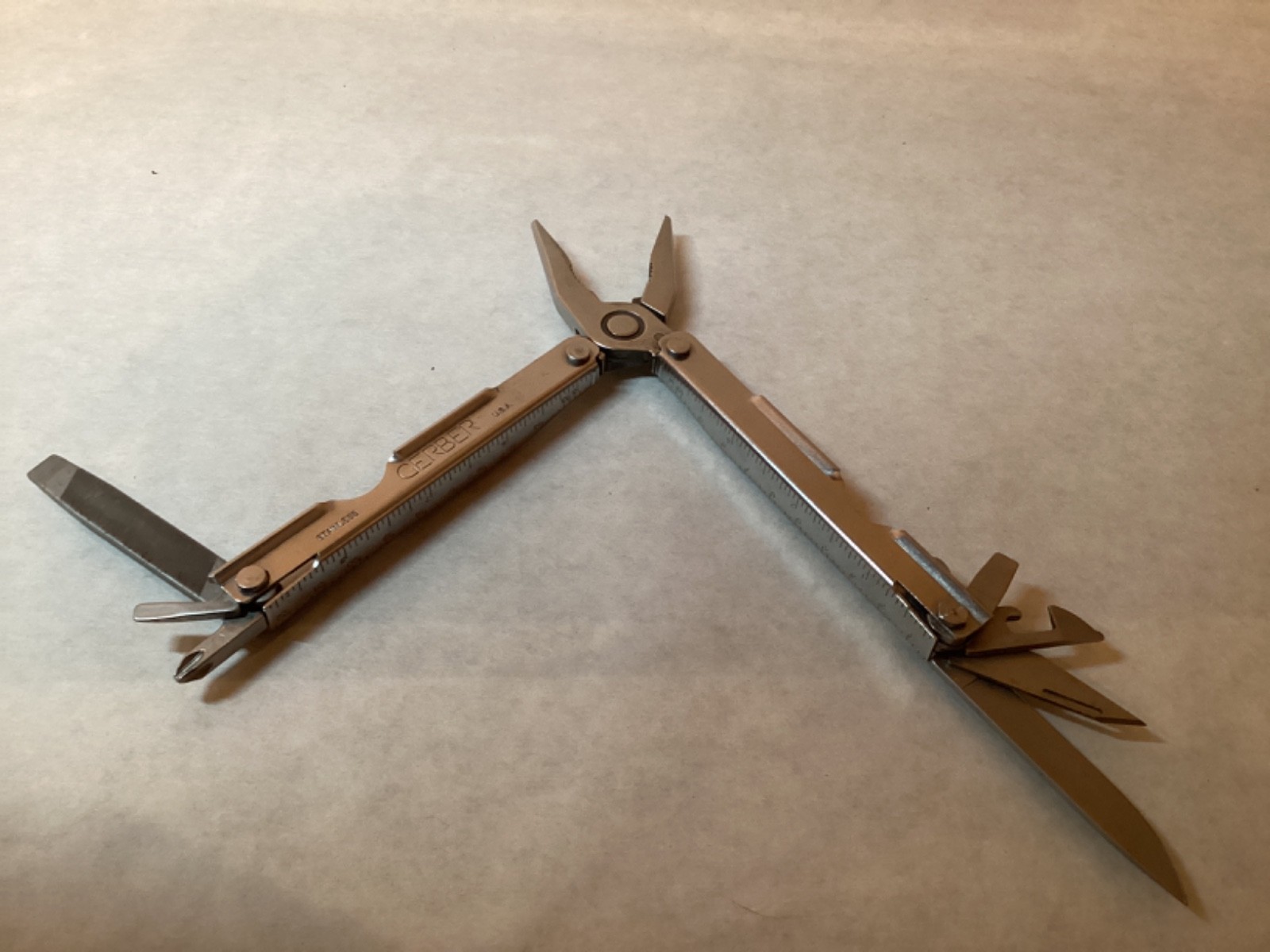 VTG 90’s Gerber Multi Tool w case Needlenose Pliers Screwdriver Knife Outdoors