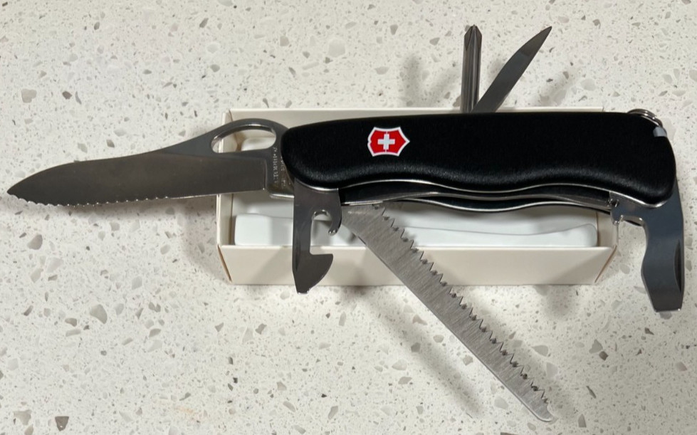 Victorinox One-Hand Trekker Swiss Army Knife 12 Function Swiss Made Pocket – New