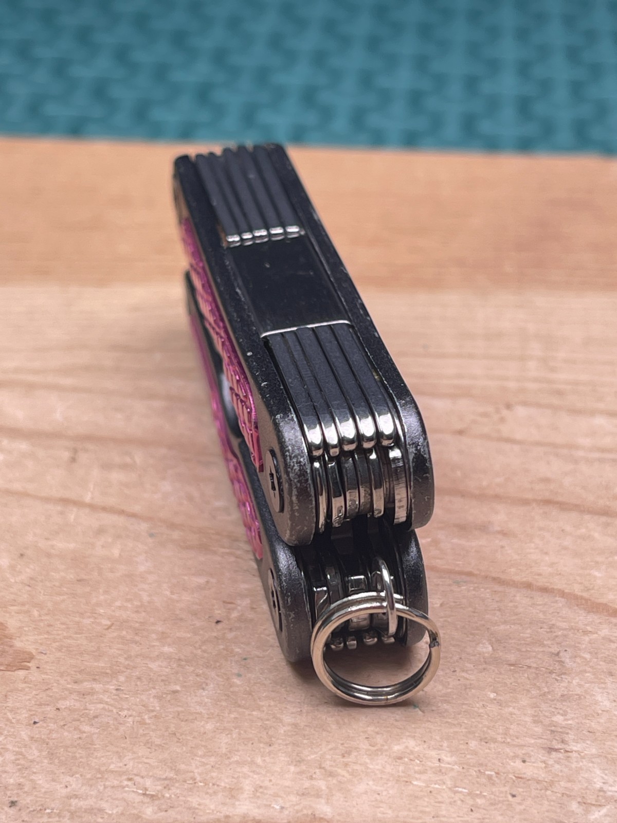 CRAFTSMAN 10-IN-1 Mini Pocket Multi Tool w/Pink Handle & Key Ring