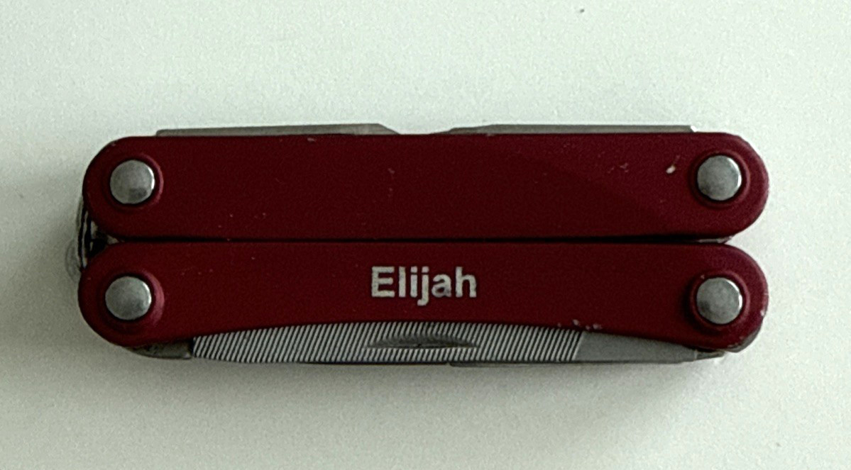 Leatherman Squirt PS4 Red Multi-Tool USA – Broken Scissors Spring