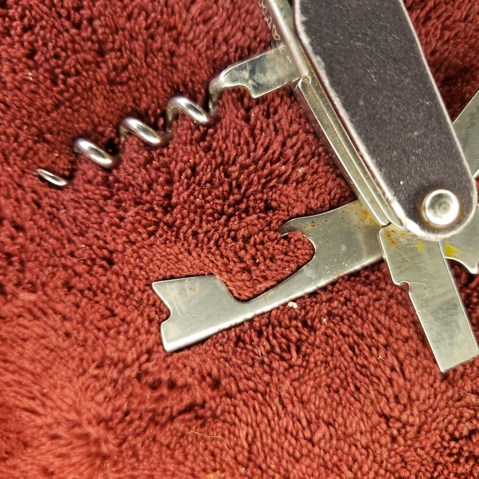 Leatherman Juice XE6 Multi-Tool Grey Retired Pliers Multi Tool read
