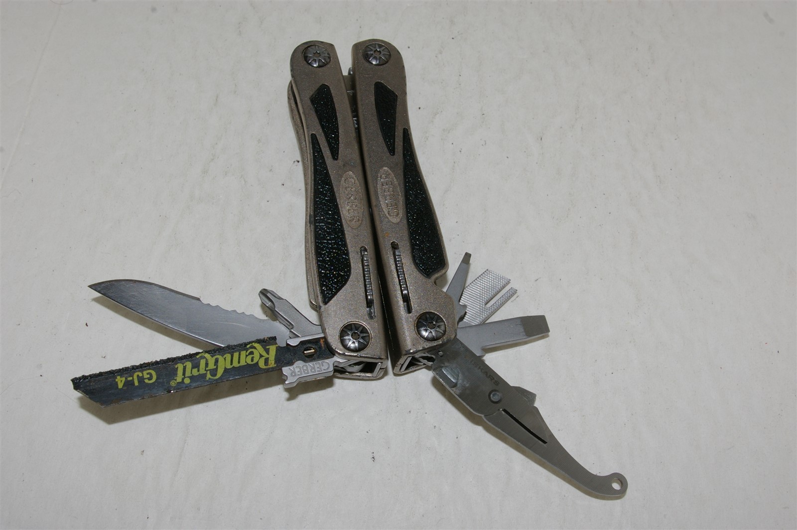 Gerber MP800 Urban Legend Multi-Tool Multi-Plier Stainless Silver PLEASE READ!