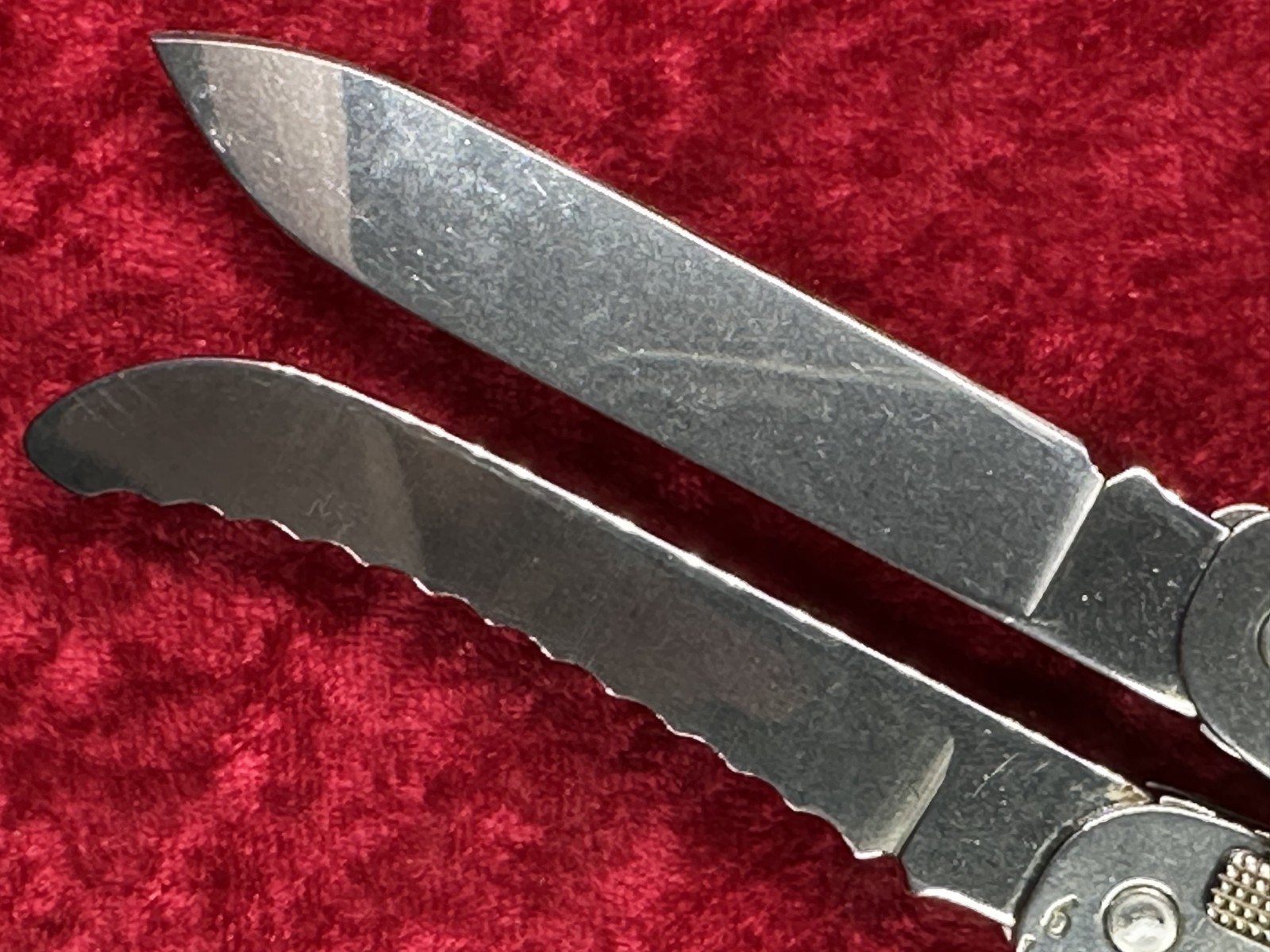 Victorinox SwissTool RS Rescue Stainless Steel Swiss Army Knife Multi-Tool (680)