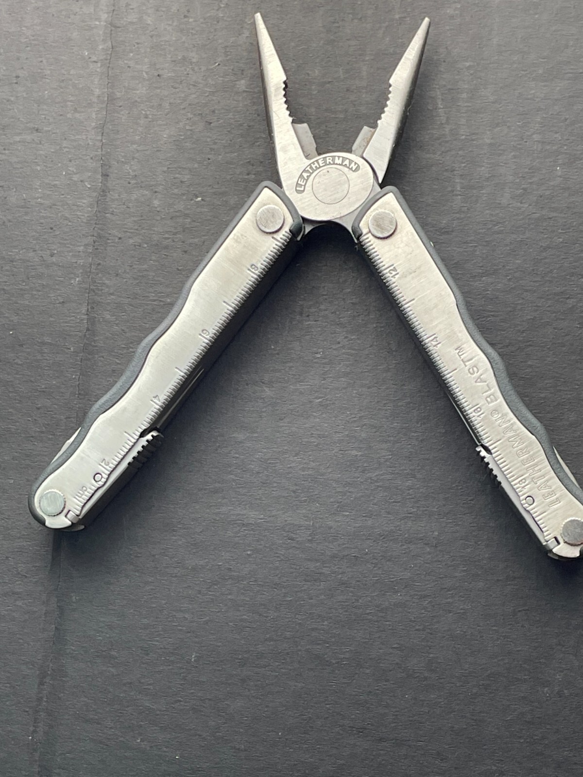 Leatherman BLAST Multi-Tool , Retired Multitool w/ Knife Pliers