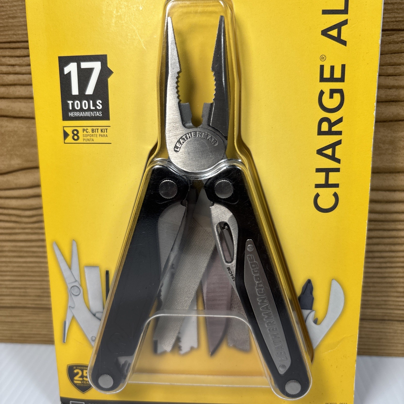 Leatherman Charge AL Multitool W/ Premium sheath #830664 – SEALED NEW