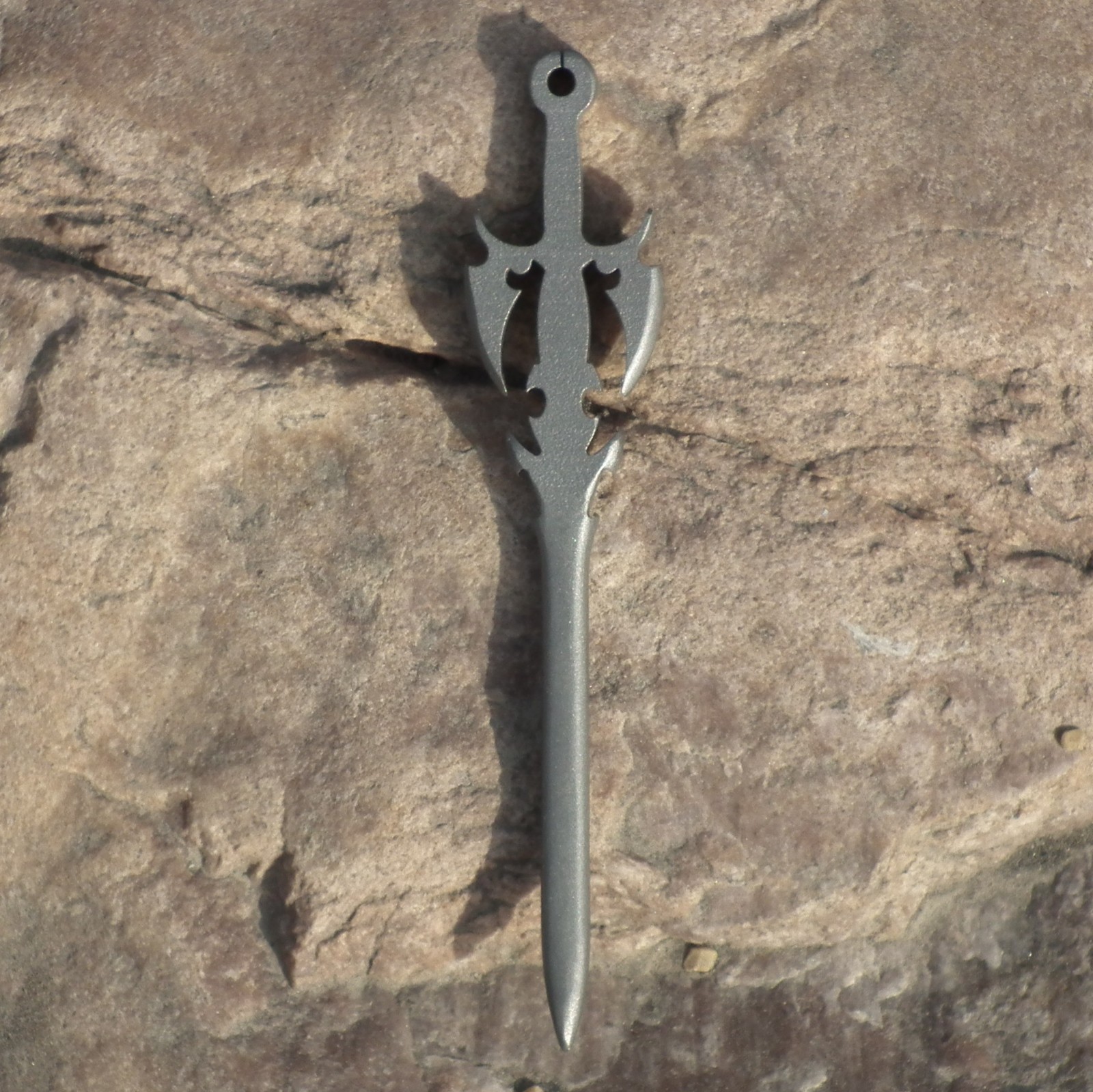 Pry bar EDC pendant sword key chain knife fell outdoor kill time