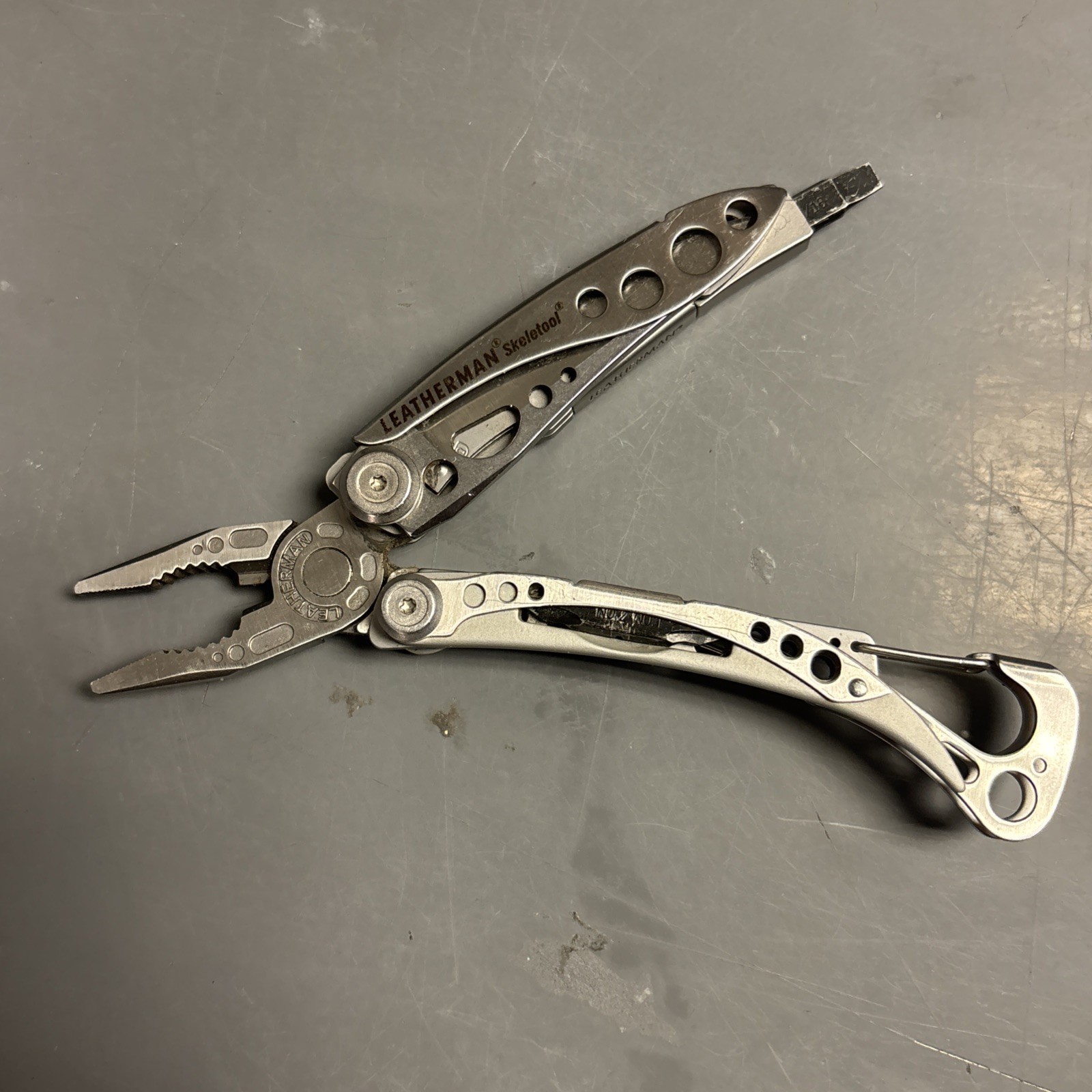Leatherman Skeletool Multi-Tool