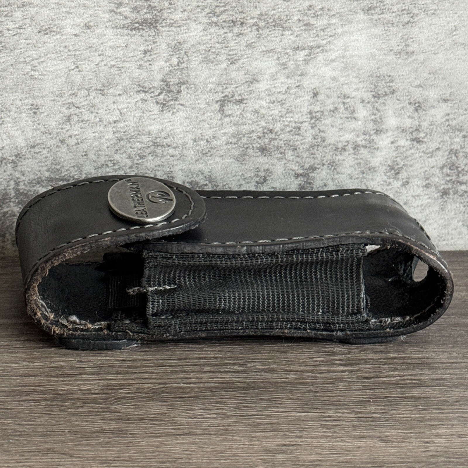Vintage Leatherman Leather Sheath w/metal Logo for Wave Charge Wingman Sidekick