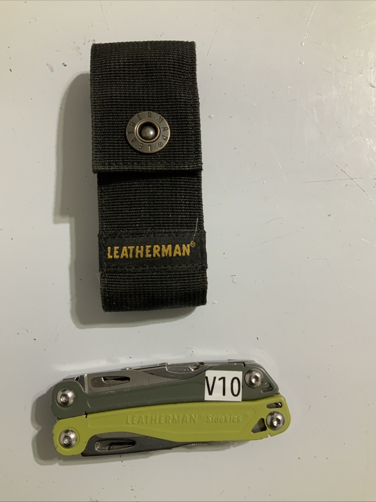 LEATHERMAN SIDEKICK® 14 Tool Stainless Steel Multi-Tool Green w/ Sheath – V10