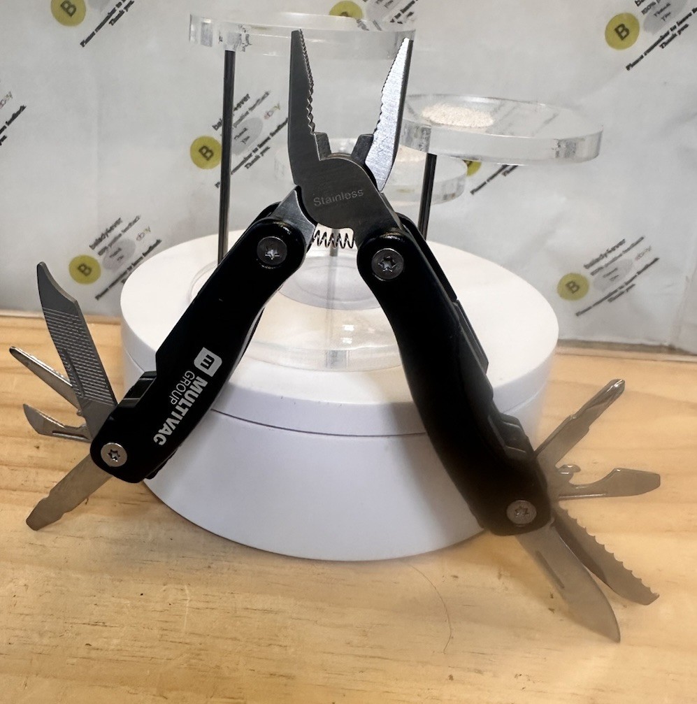 “Multivac Group” Branded 11 in 1 Tool 2.75” Closed