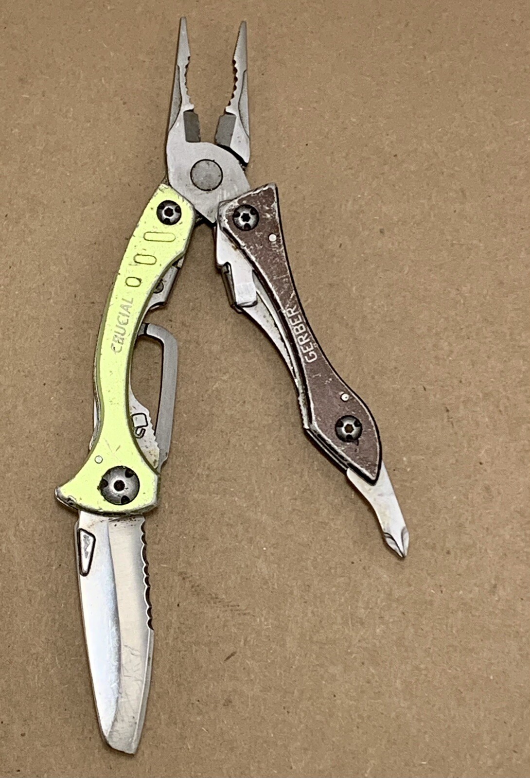 4 Gerber Knives: Blunt Nose MP400 Multi-Tool, Crucial, 7” Paraframe, 8” Fixed