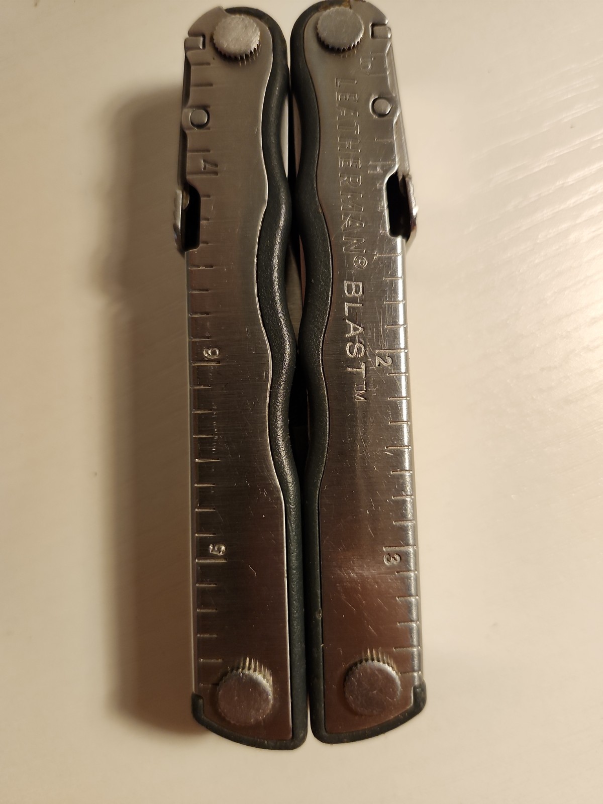 Leatherman Blast Multi Tool Knife Pliers 4″ Closed