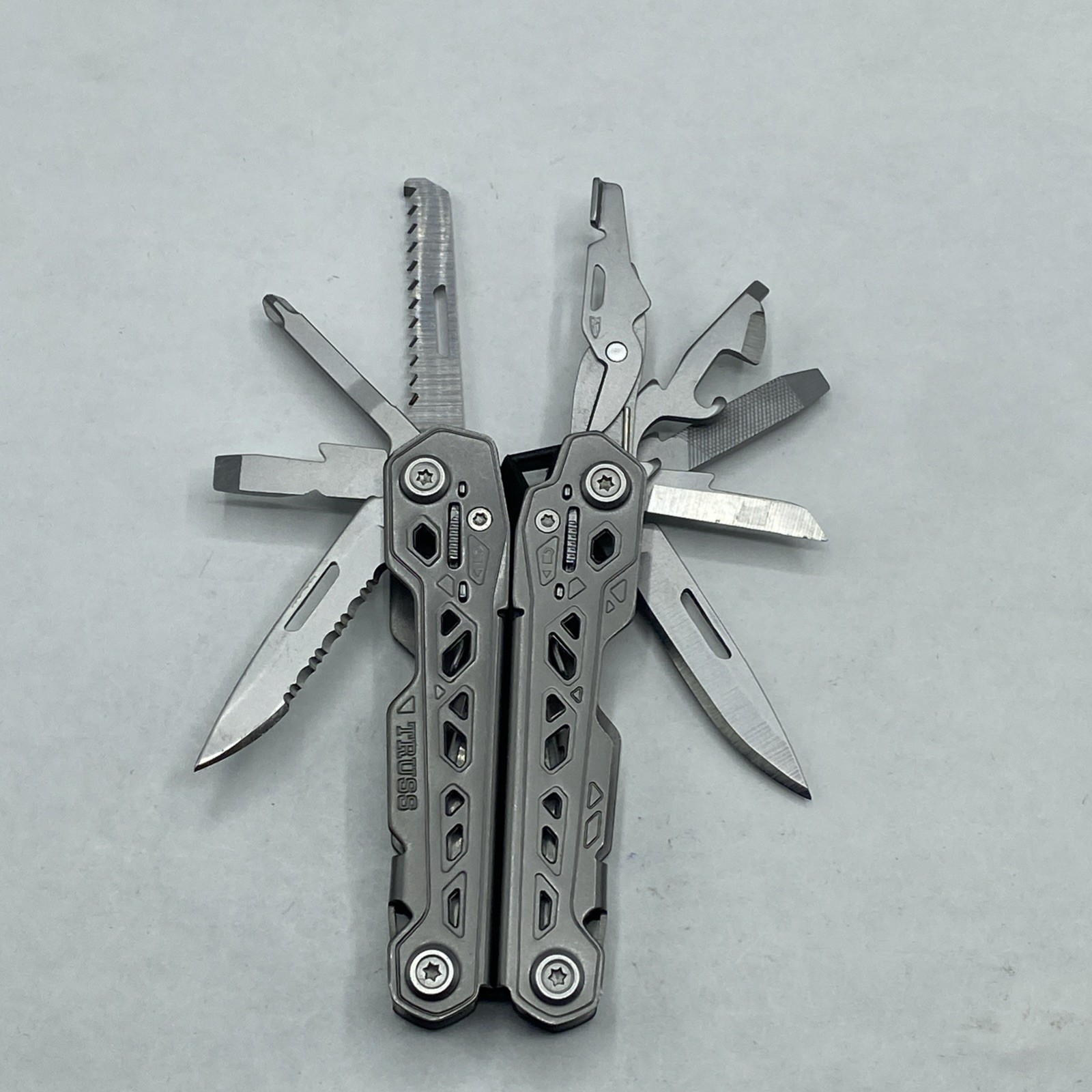 Gerber Truss Multi Tool with Sheath – Gray