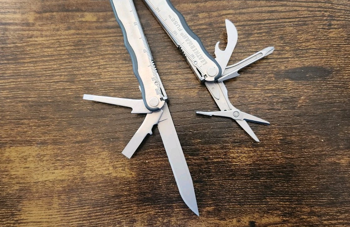 Leatherman Fuse Multi Tool Stainless, USA w/ Plier and Scissors – Great X20