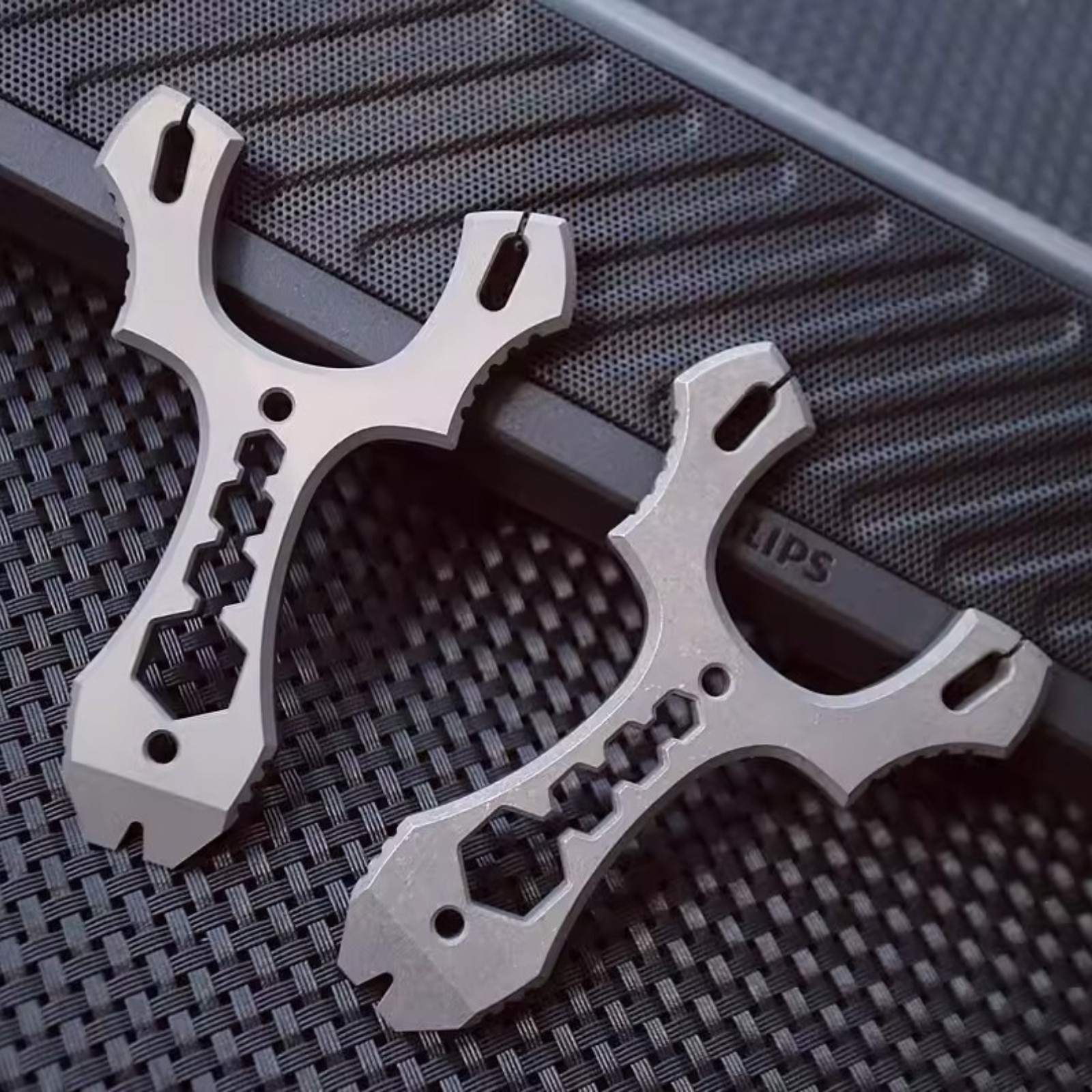 Portable Slingshot Flat Rubber Band Catapult Hunting Slingbow Archery Shoot Tool