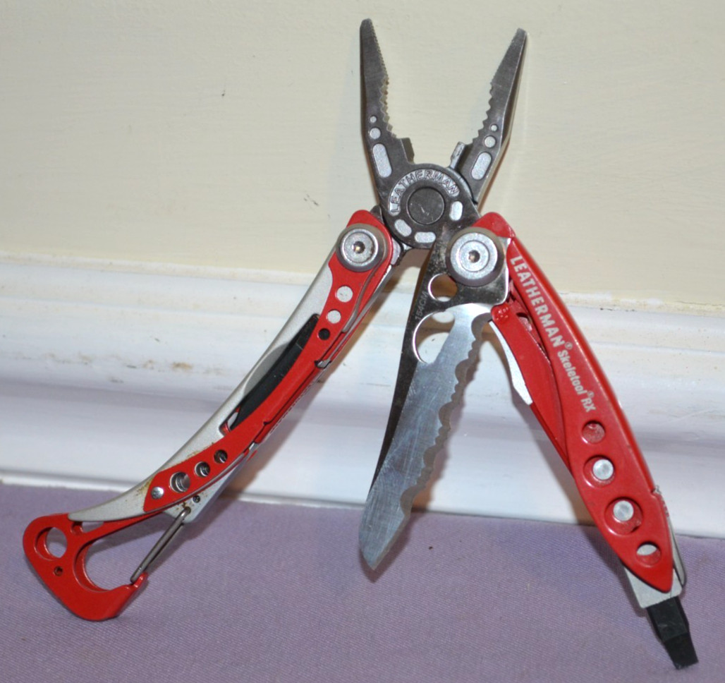 OEM Leatherman Skeletool RX Red Multi-Tool Knife, Pliers & Other Tools — Great