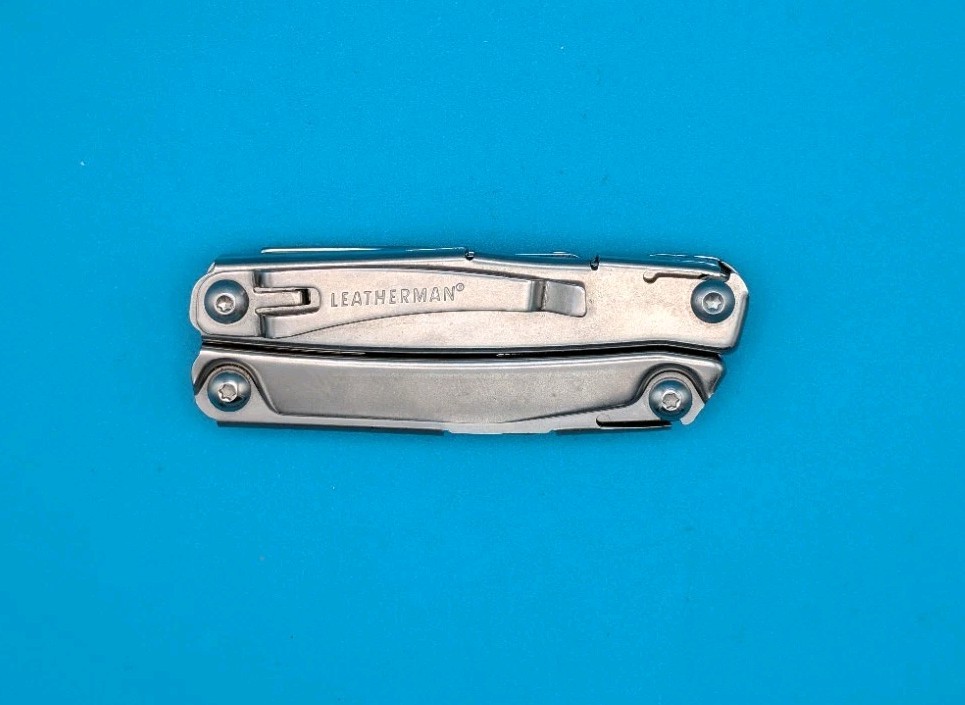 Leatherman Rev 3.8″ Multi-Tool, Stainless!