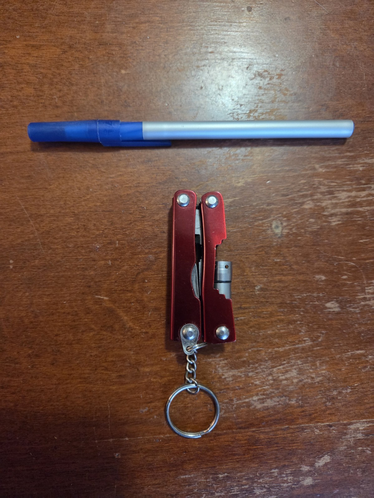 Multi-tool Knife With Light