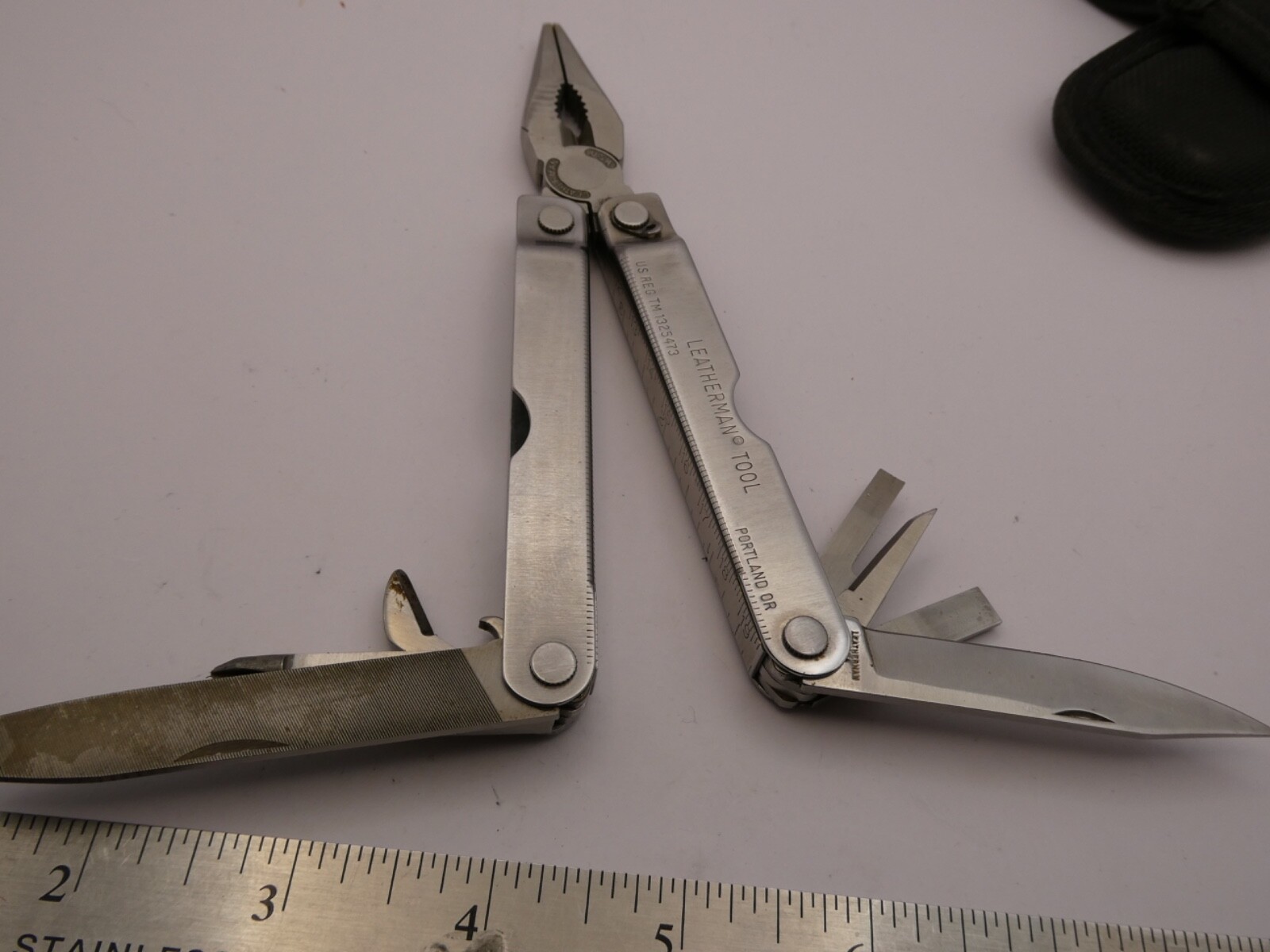 VINTAGE LEATHERMAN TOOL US REG 1325473 MULTI TOOL MADE IN USA WITH SHEATH