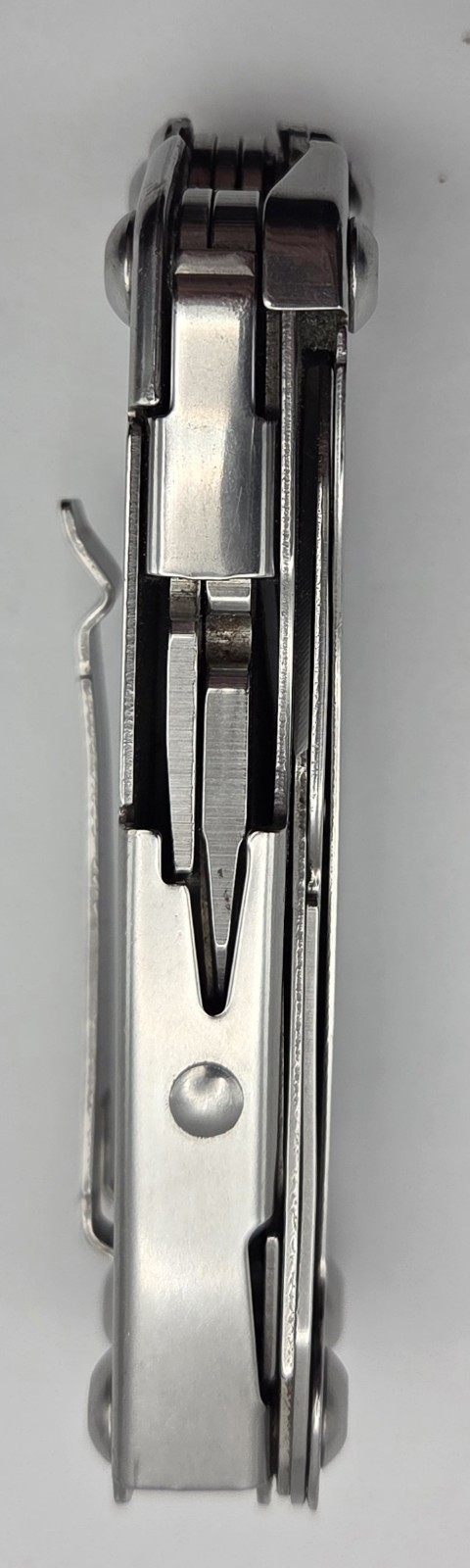 Leatherman Wingman Multi Tool Stainless Steel Made in USA Silver w/ Clip L3