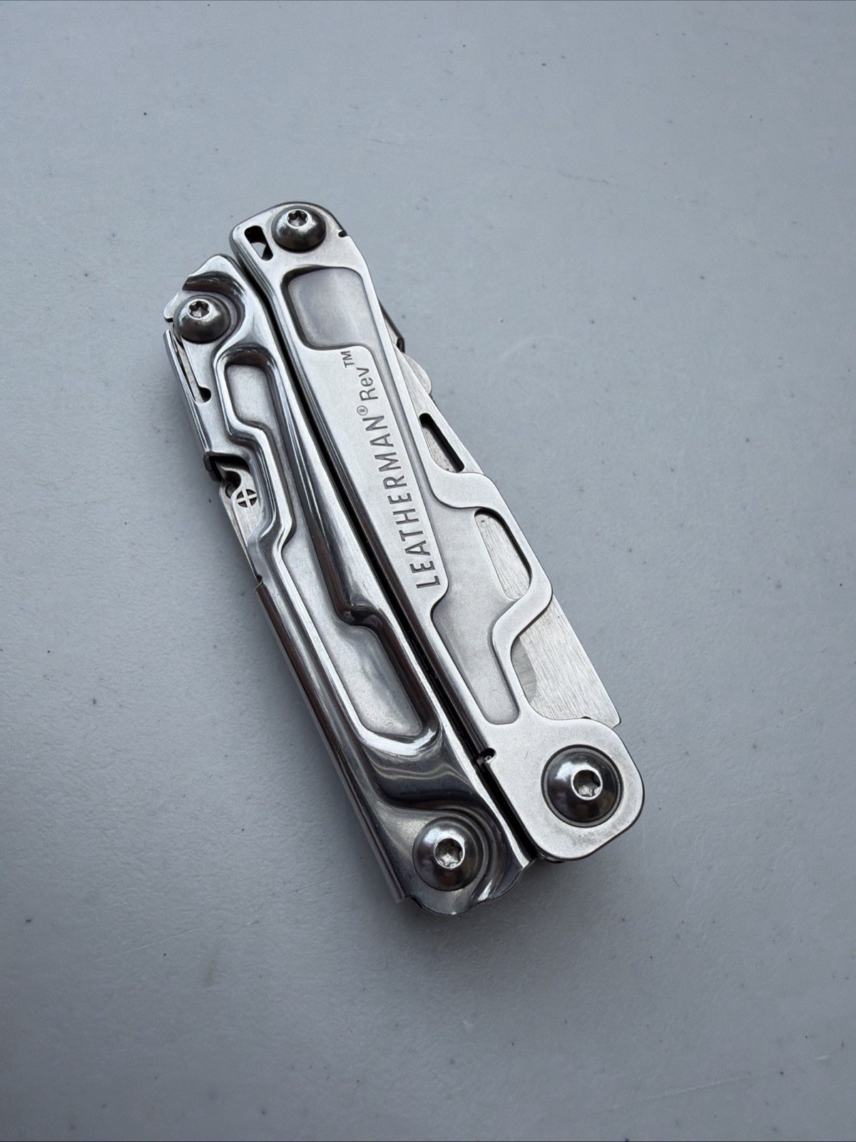 LEATHERMAN REV STAINLESS STEEL MULTI TOOL WITH POCKET CLIP, EXCELLENT CONDITION!