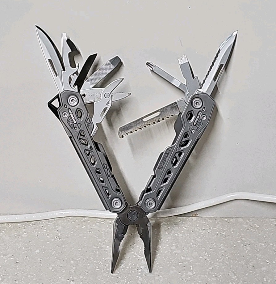 Gerber Suspension Truss 15-in-1 Multi-Tool Stainless Steel