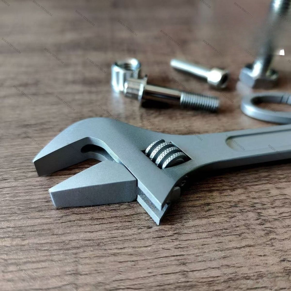 High Strength Titanium Alloy Wrench 150mm Sandblasting Anti Corrosion EDC Tool