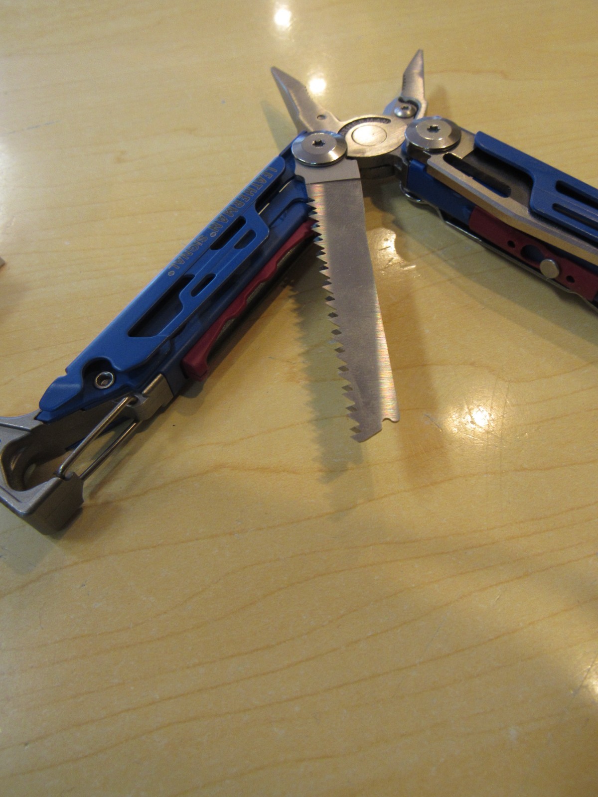 Leatherman SIGNAL Multi-Tool, 19 Tools – Blue Used But In Great Shape.