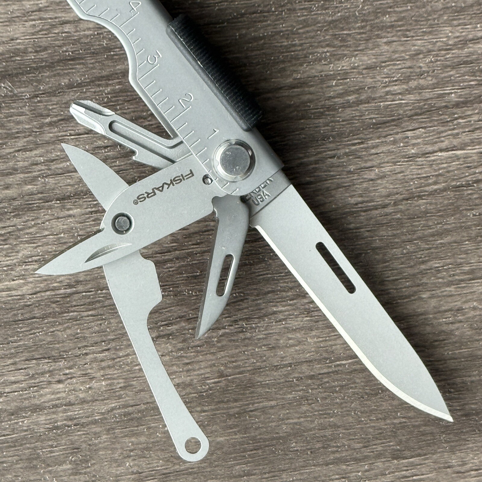 Gerber Fisherman Multi Plier MP600 Gerber Fish Fisherman with Extra Long Pliers