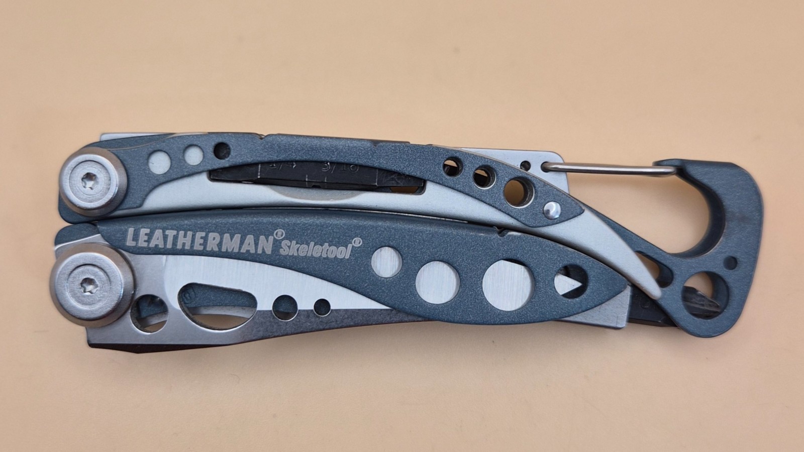 Leatherman SKELETOOL Multi-tool Denim Blue – Good Condition (003)