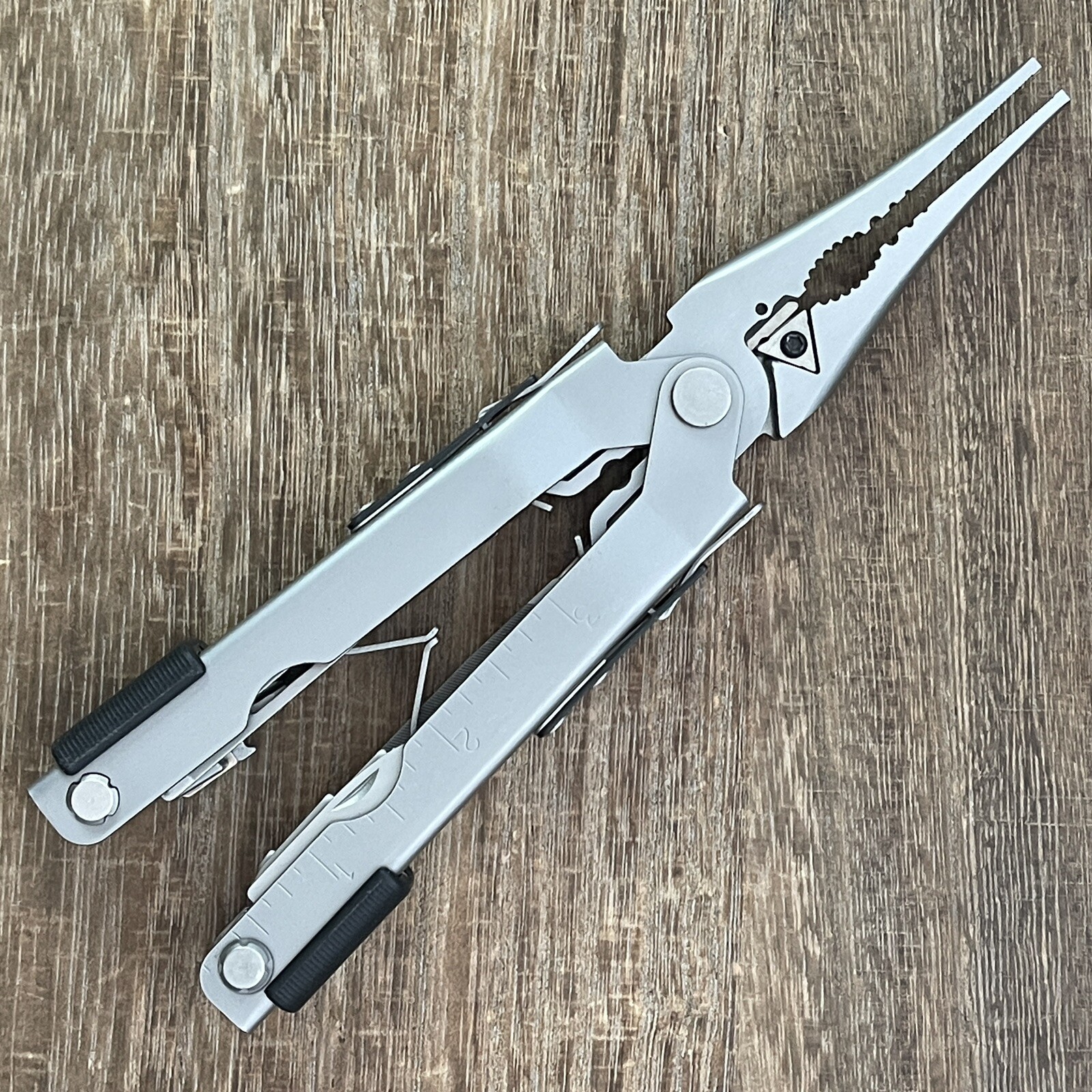 Gerber Evolution MP650 multi plier Military variant with full set of 5 heads.