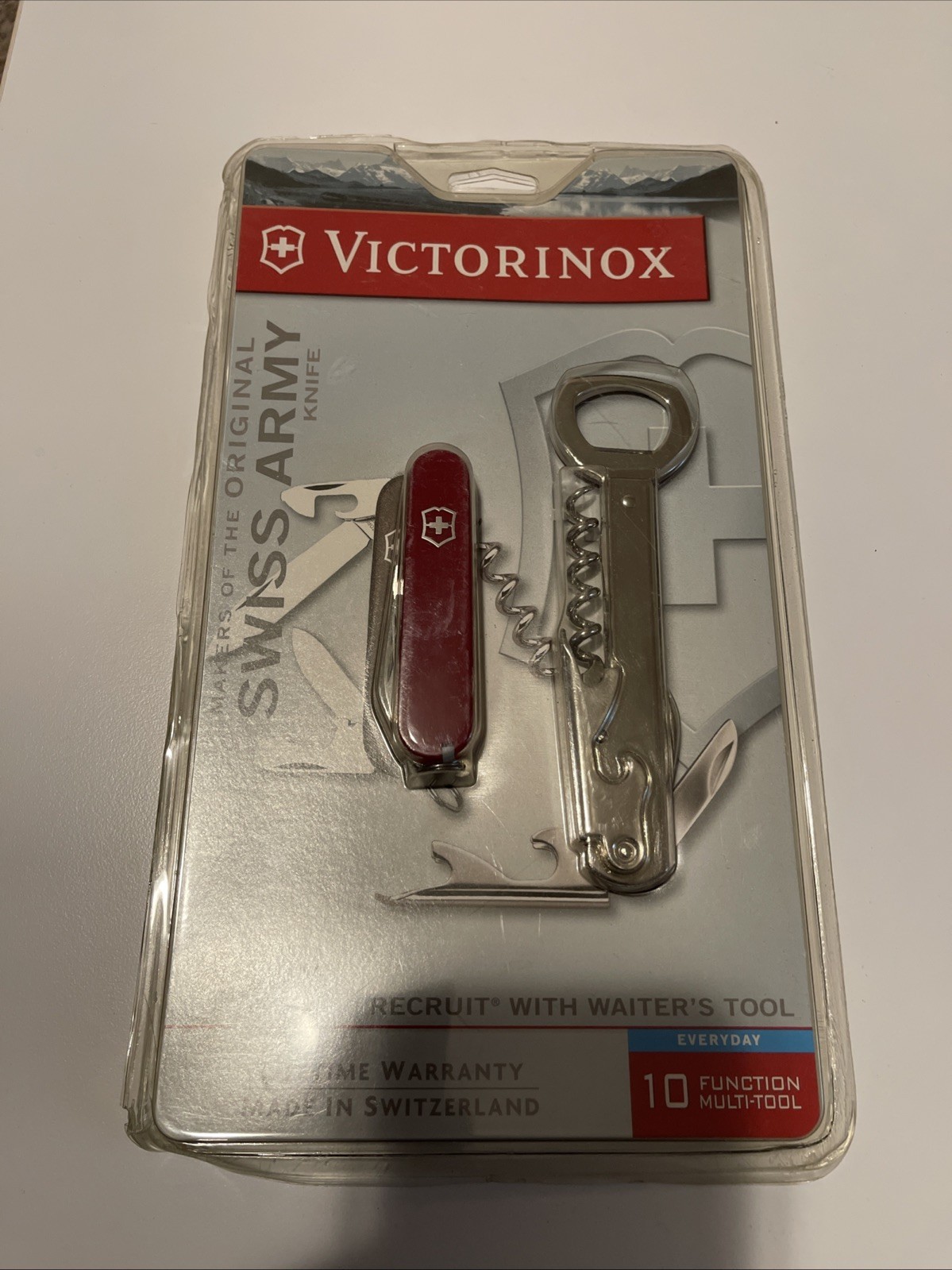 Brand New Recruit VICTORINOX Swiss Army Knife + Waiter’s Tool 10 Function Tool