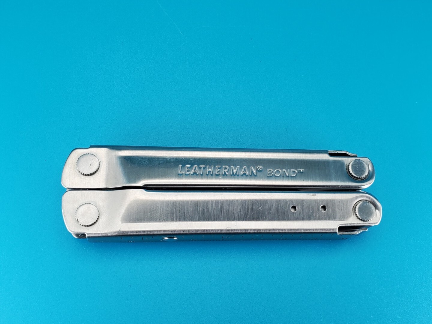 LEATHERMAN Bond Multitool, Stainless Steel Everyday Tool!