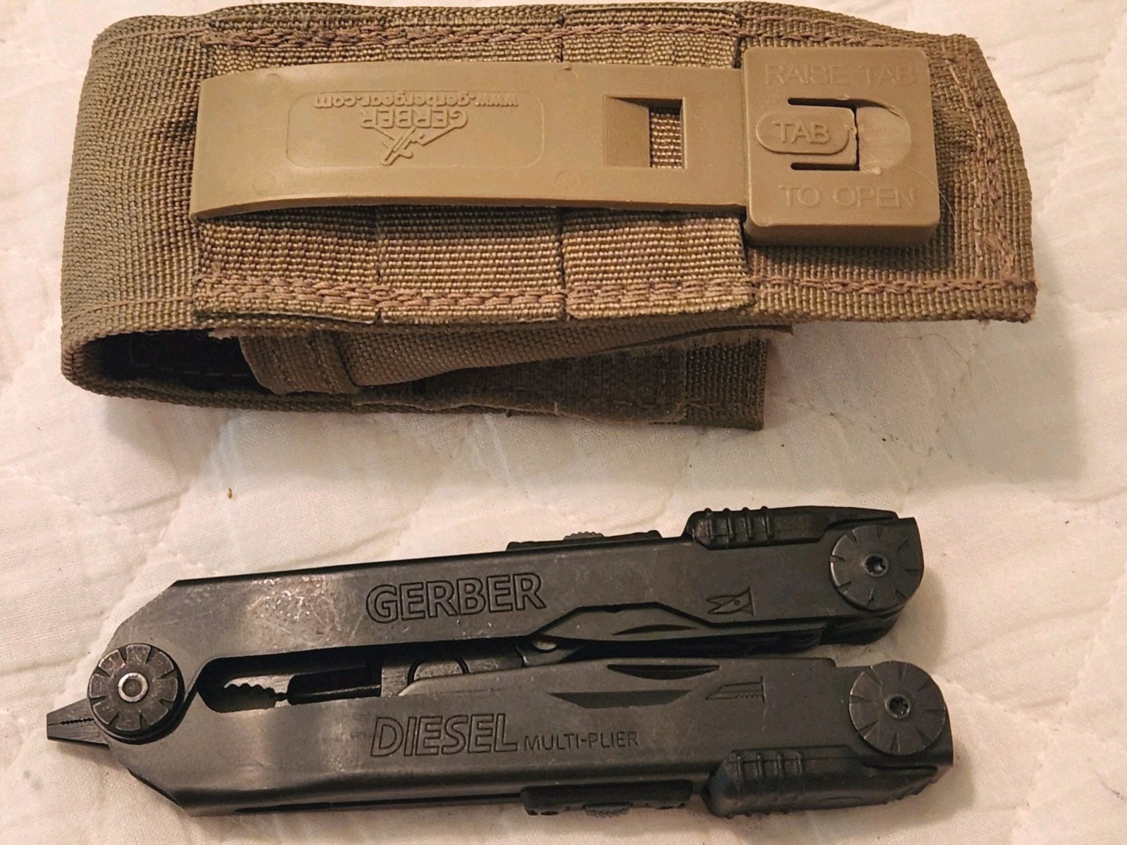 Gerber Diesel Multi-Plier Black Oxide Multi-Tool With Coyote GERBER Nylon Sheath