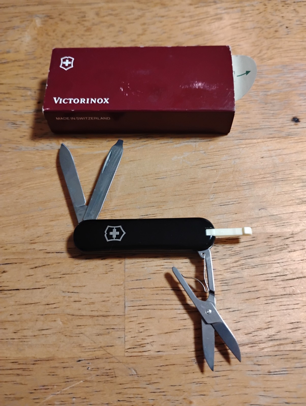 Victorinox MERKEL Swiss Army Multi-Tool Pocket Knife w/ Scissors Toothpick