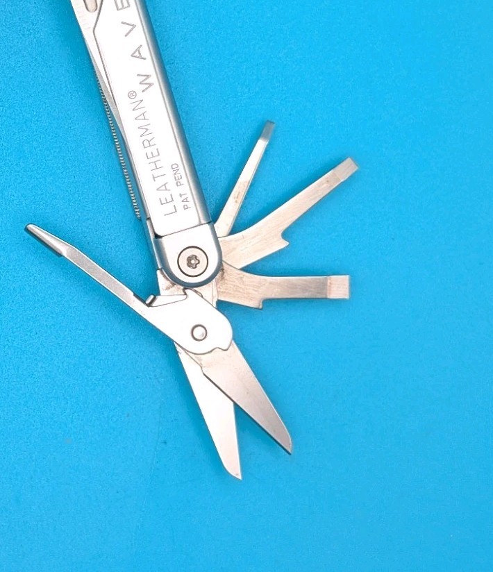 Vintage Leatherman Wave Original Multi Tool! Dated 0402 (APR, 2002) WITH SHEATH!