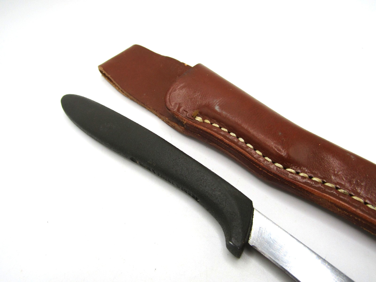 Vintage Gerber Trout & Bird Knife Original Leather Sheath Portland USA 3″ Blade
