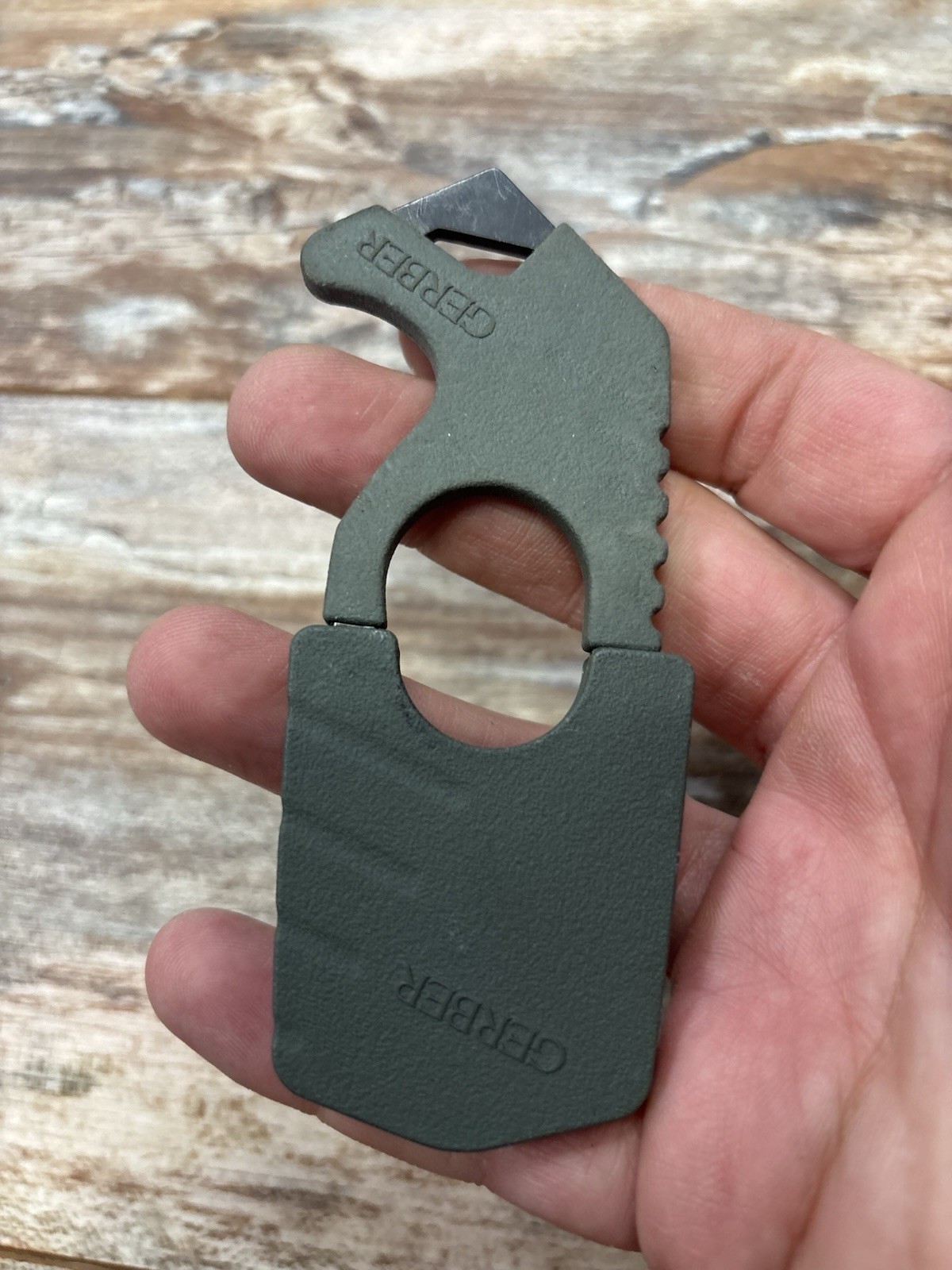 Gerber Sage Green Seat Belt Strap Cutter Rescue Tool