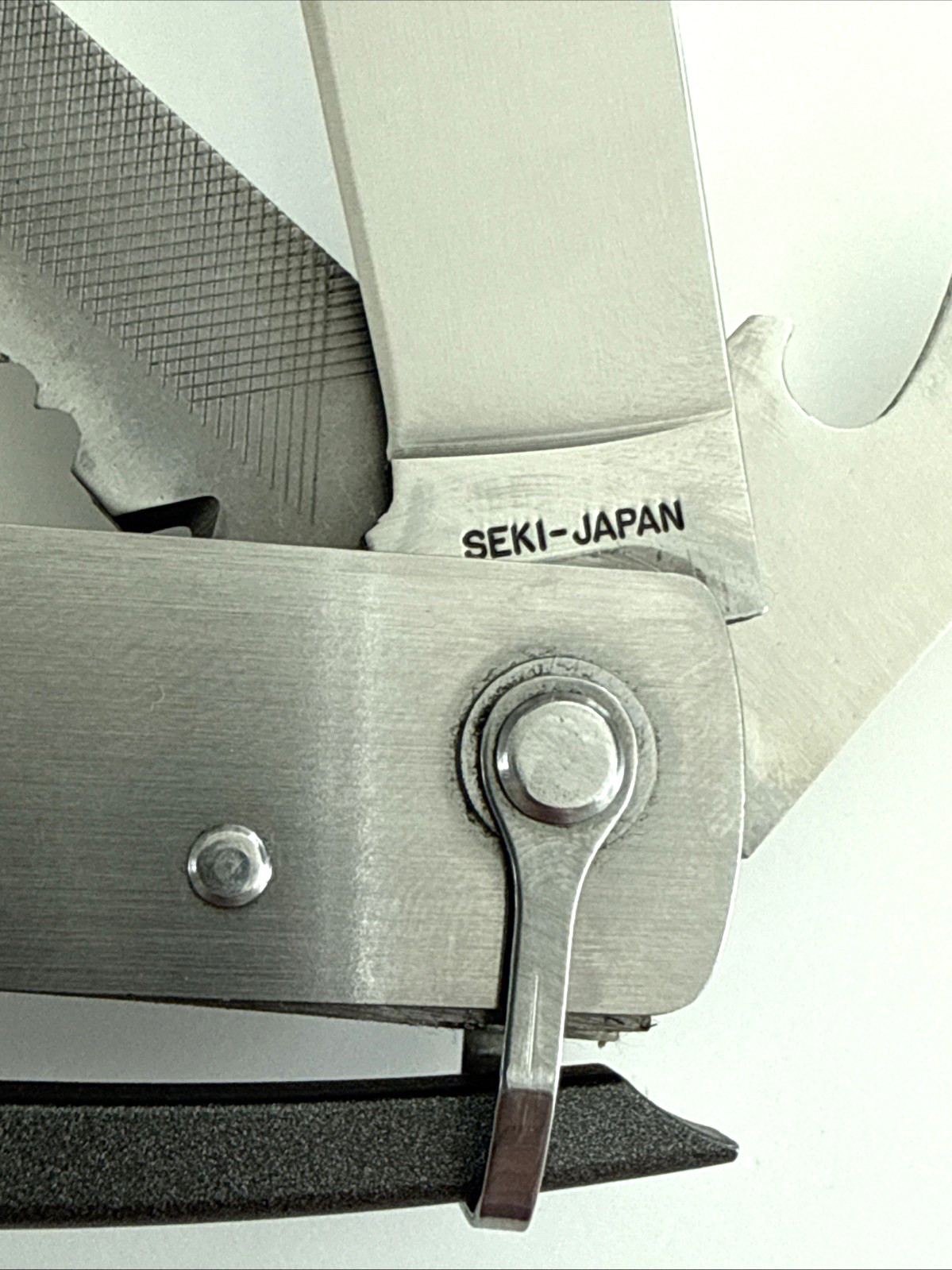 SOG ToolClip Multi-Tool 13 Tools Japan