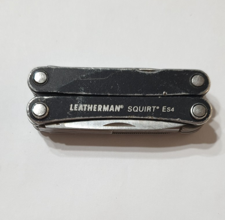 🔥 Leatherman Squirt ES4 Black Rare Retired Keychain Multitool