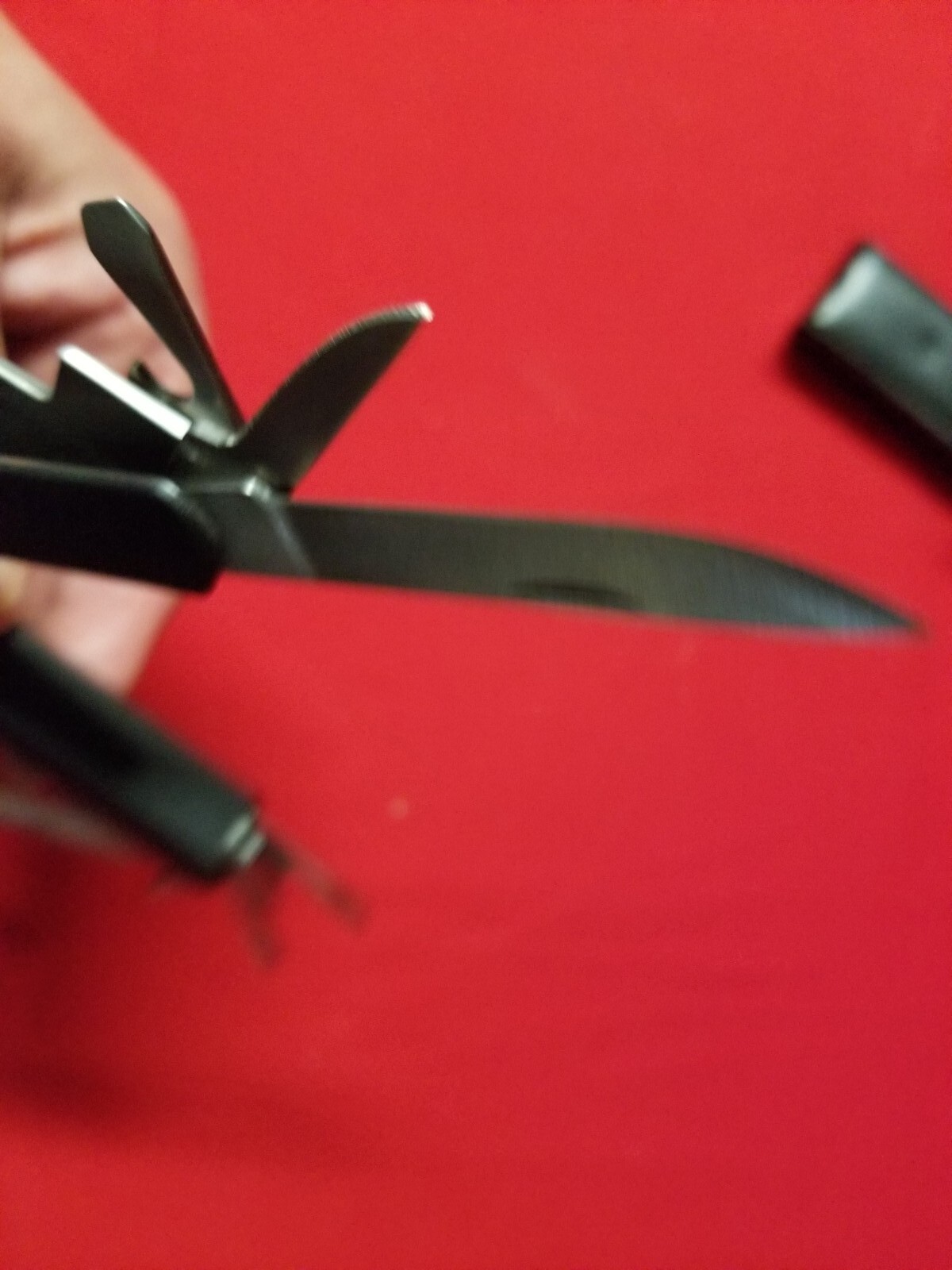 Multi-Tool 9 Function Knife, Screwdriver Tool.