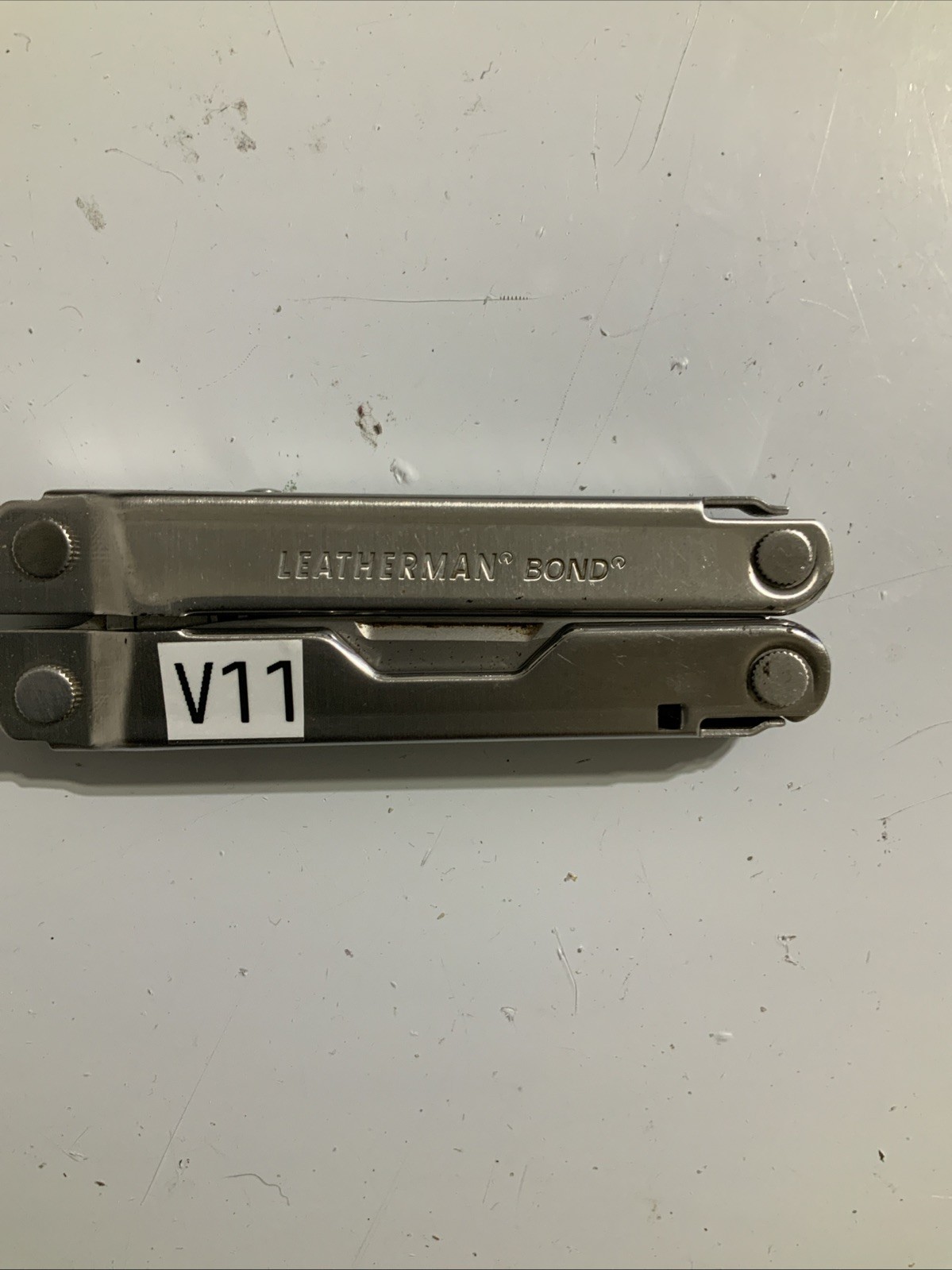 LEATHERMAN Bond Multitool, Stainless Steel Everyday Tool! – V11