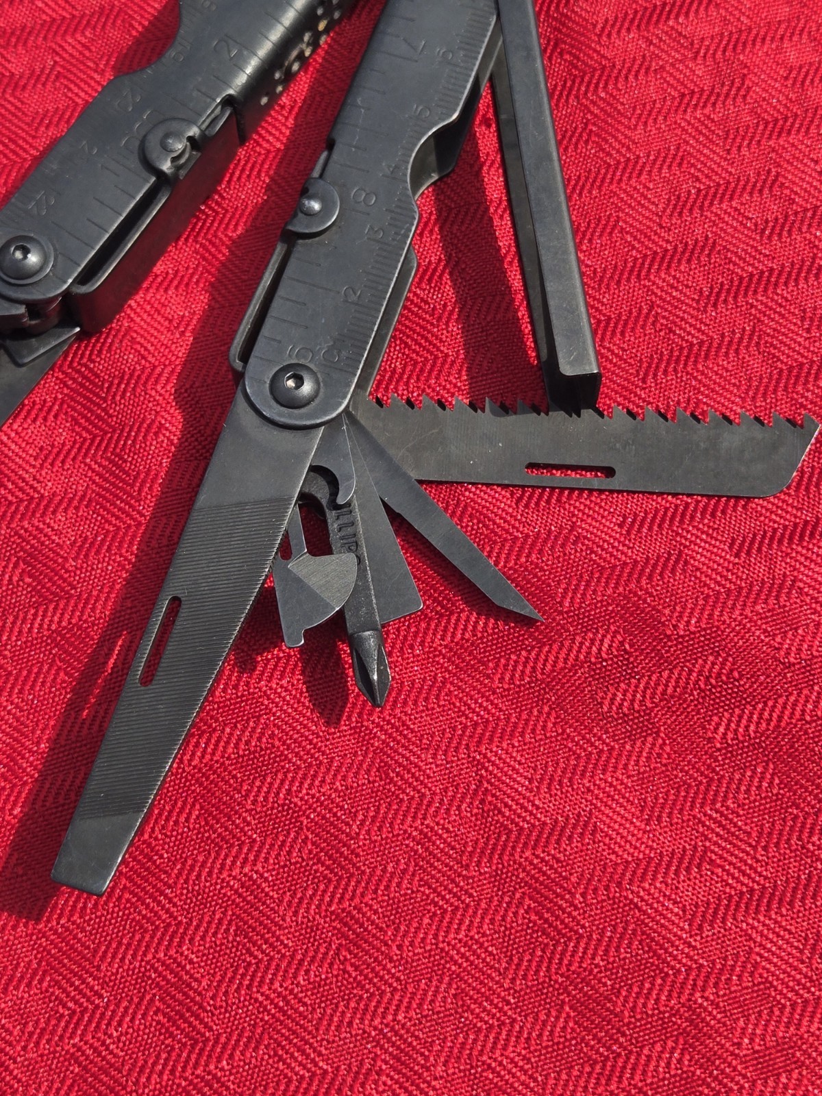 SOG PowerLock Multi-Tool Plier 18 Tools Black Compound Leverage w/Sheath EXC