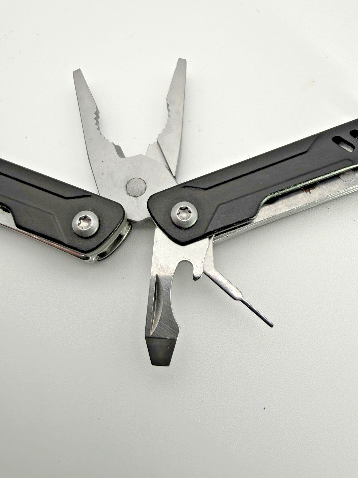 Nextool Multi Tool Pliers Knife Screwdriver Bottle Opener Compact EDC