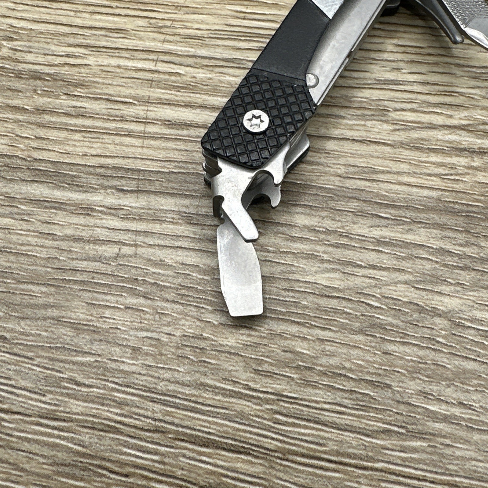 Gerber Vise Multi Tool Multitool Knife Pliers Folding EDC Tool